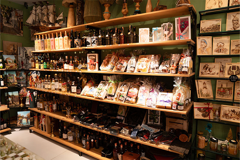 Traditional Albanian jewellery, handmade artisan accessories and authentic Albanian souvenirs